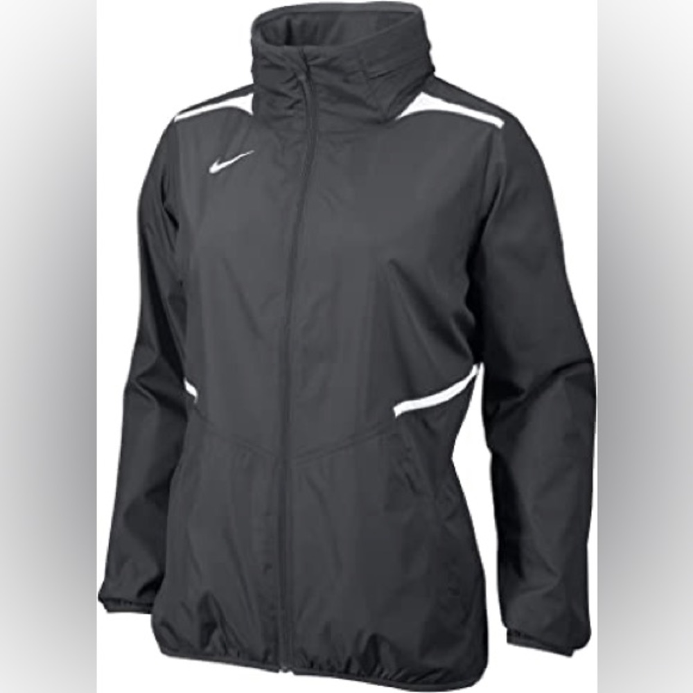 Nike Women’s Challenger Woven Jacket